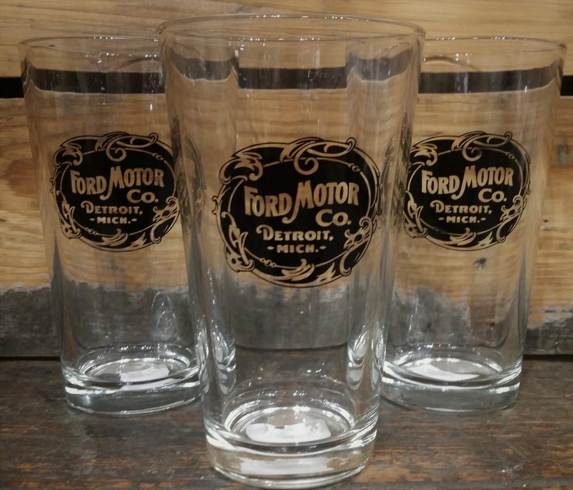 Ford Engraved Etched Beer Pint Glass 