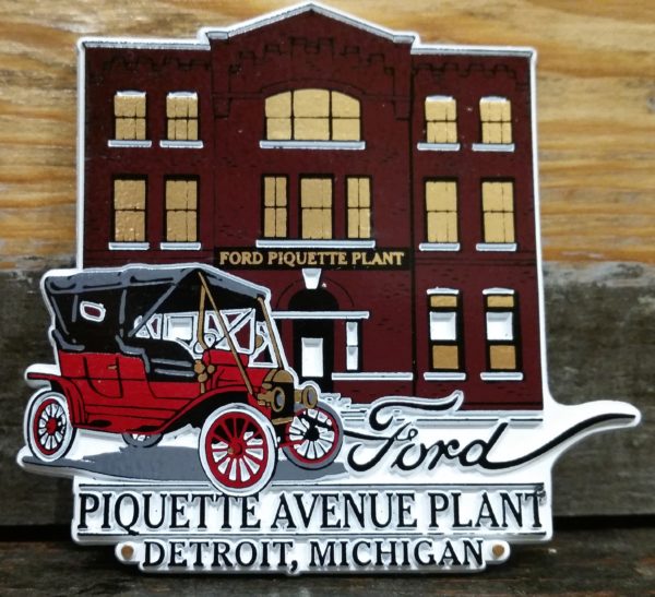 Piquette Avenue Plant Magnet