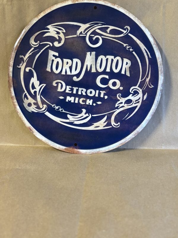 Round 1903 Logo Sign